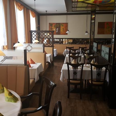 Hotel Ratskeller لوشو المظهر الخارجي الصورة