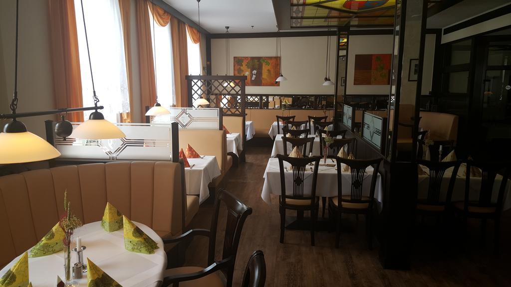 Hotel Ratskeller لوشو المظهر الخارجي الصورة