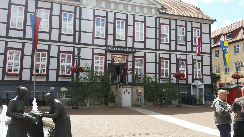 Hotel Ratskeller لوشو المظهر الخارجي الصورة